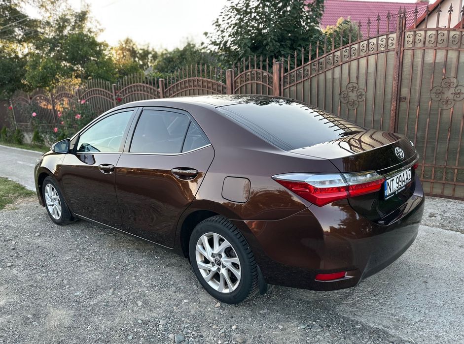 Toyota Corolla 1.4 D-4D (Diesel Euro 6 non-AdBlue) 2017 manuala