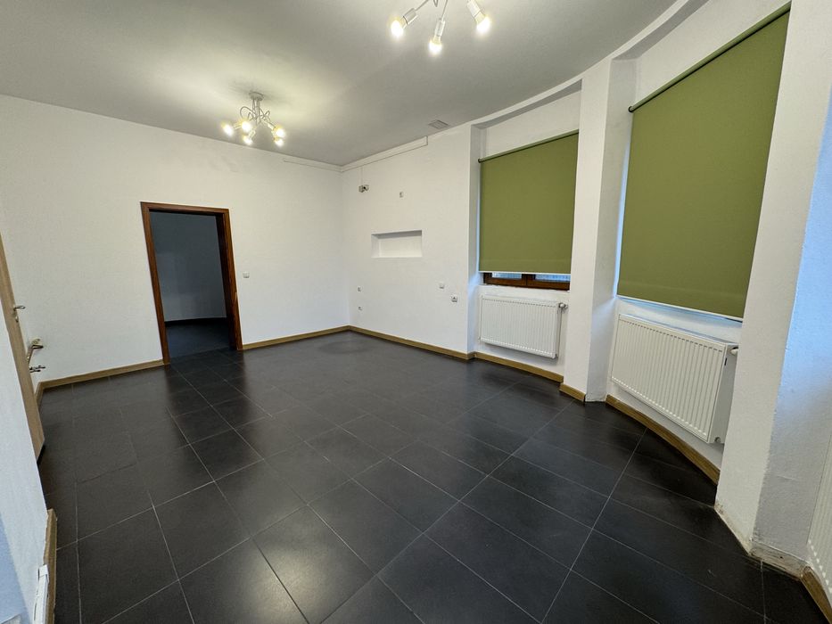 Se inchiriaza casa independenta str Cluj