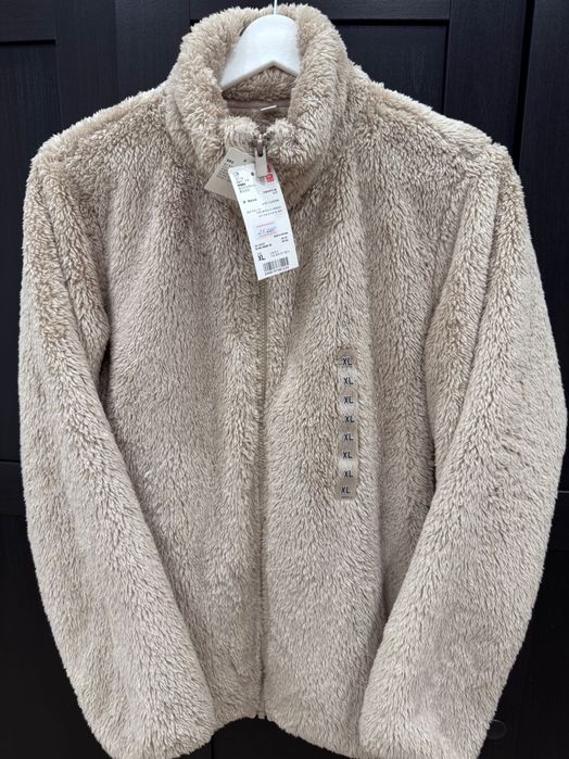 Теплая ветровка Uniqlo женская