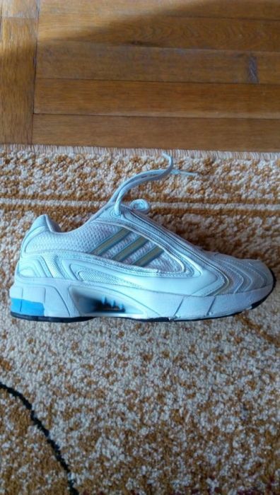 Adidași Adidas culoare albastru deschis mărimea 37