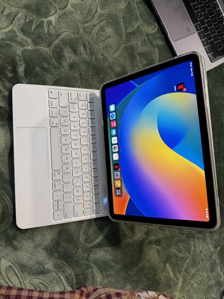 Ipad air 5 +keyboard