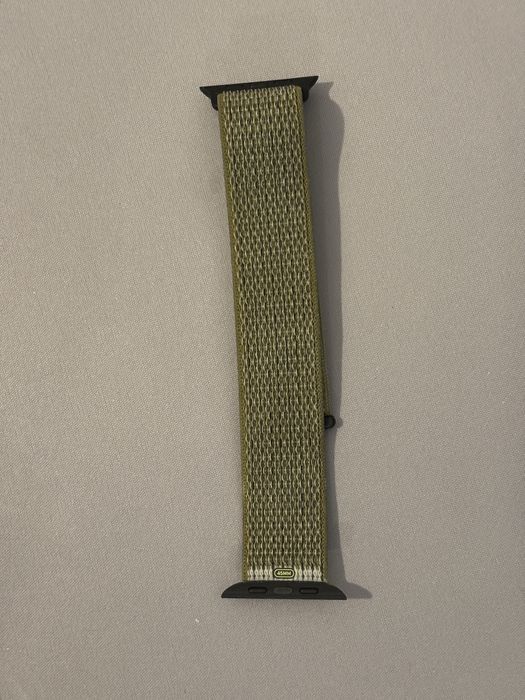 Curea Apple Watch Nike Sport Loop 45mm