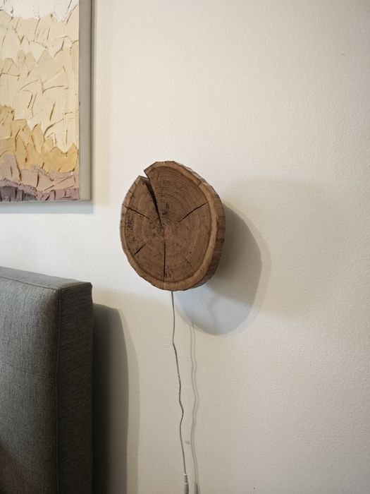 Lămpi de noptieră unice din lemn