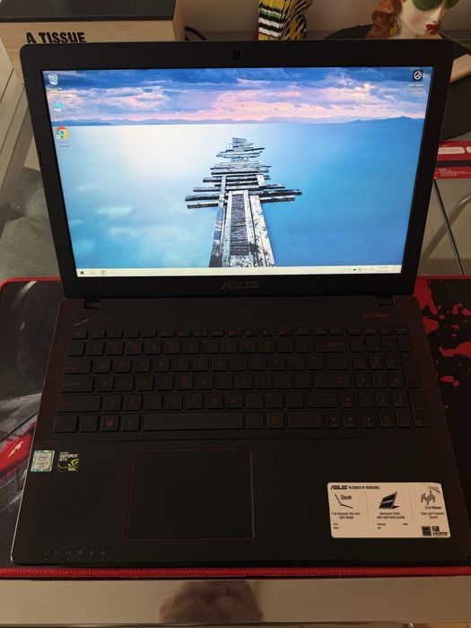 Laptop gaming Asus R150V