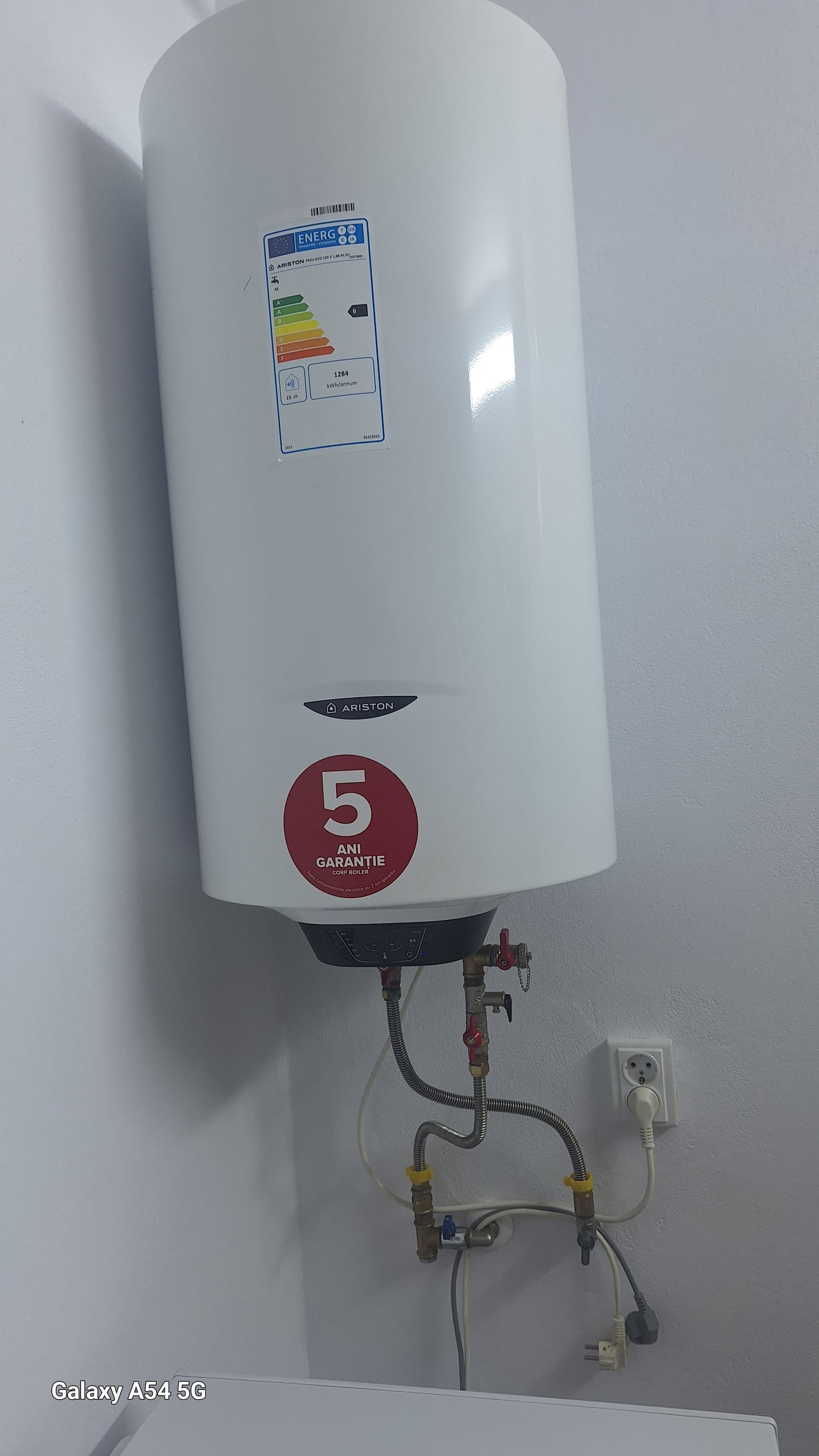 Vand boiler electric Ariston
