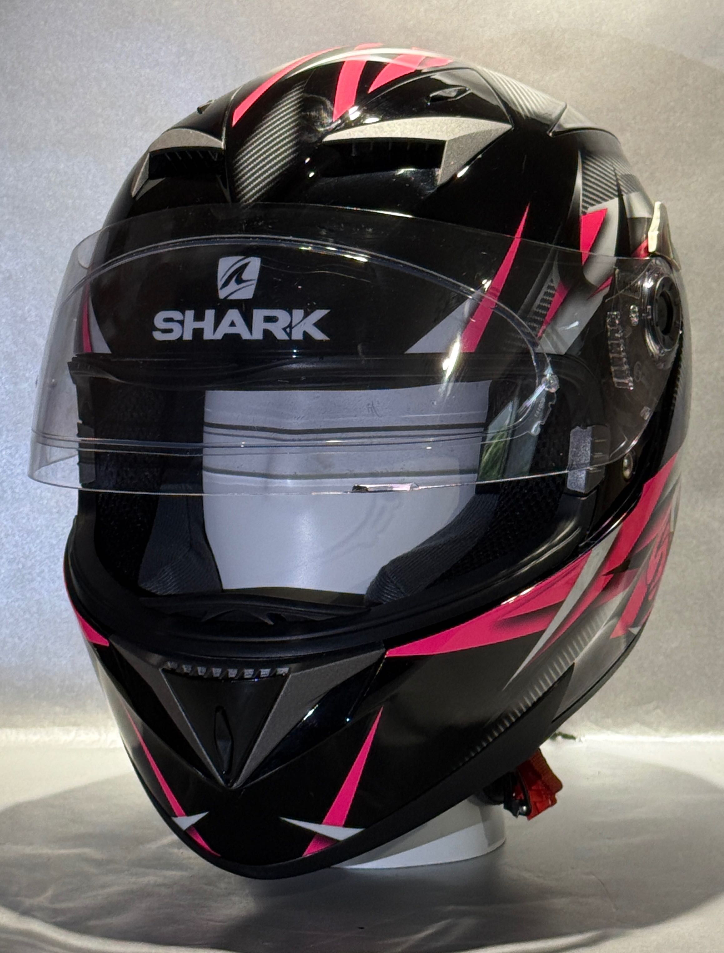Каска за мотор Shark S 700 Nasty размер S в много добро състояние.