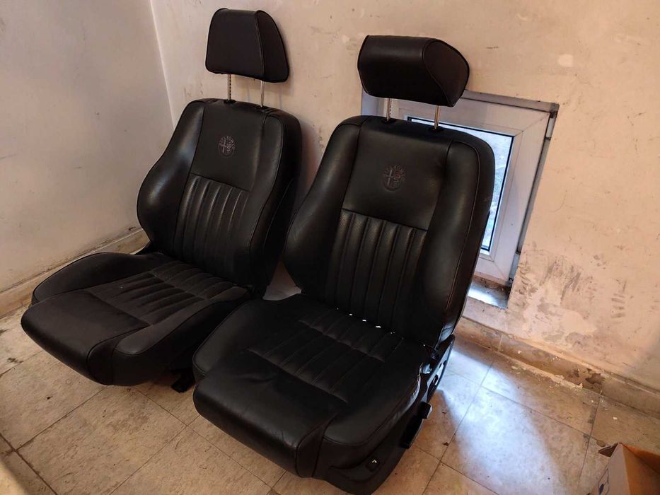 Кожен салон Alfa Romeo 166 - естествена кожа, без забележки, електр.