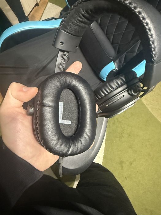 Слушалки Logitech G PRO