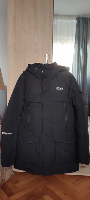 Reduceri! Două jachete la un preț