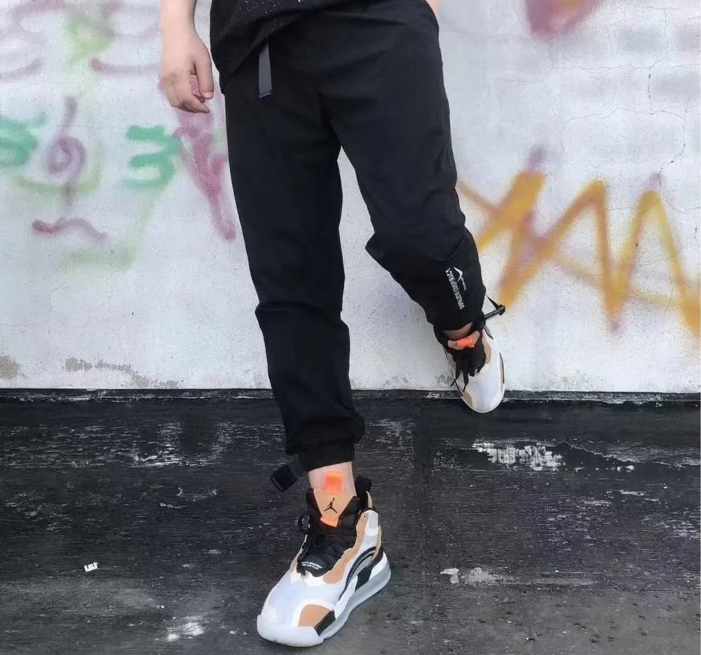 Pantaloni Nike - Size - M