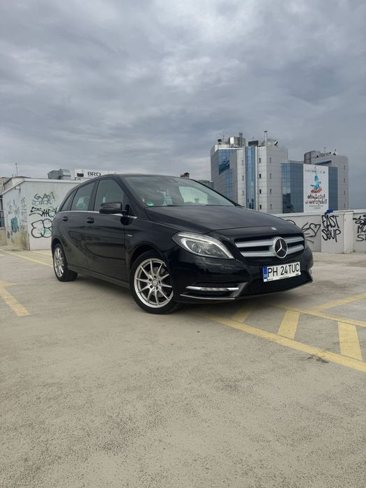 Mercedes-Benz B Mercedes Benz C class 2012 Automat
