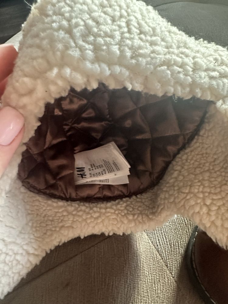 бебешка шапка H&M