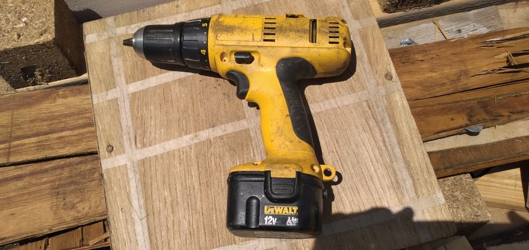 Винтоверт Dewalt