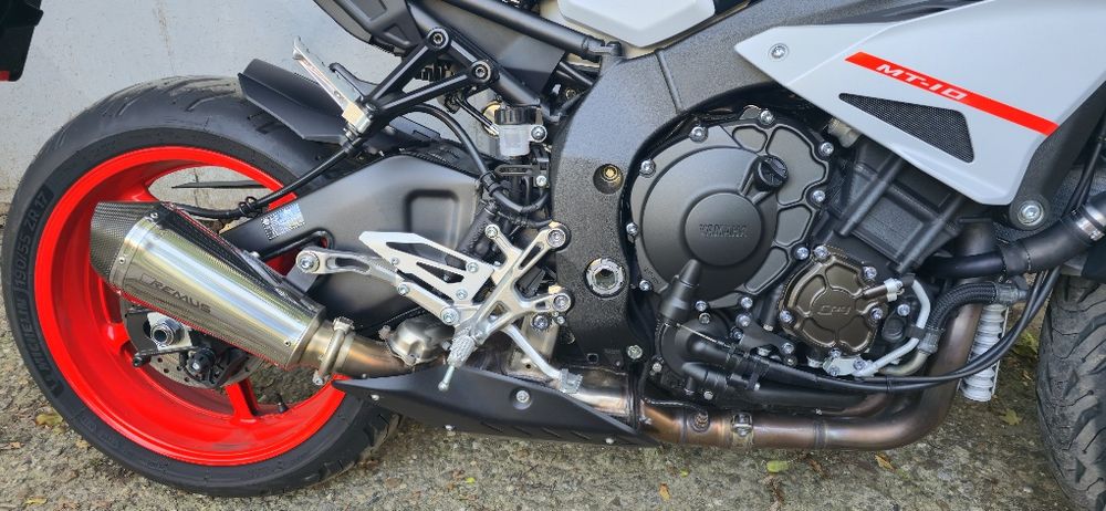 Vand Yamaha Mt10 !
