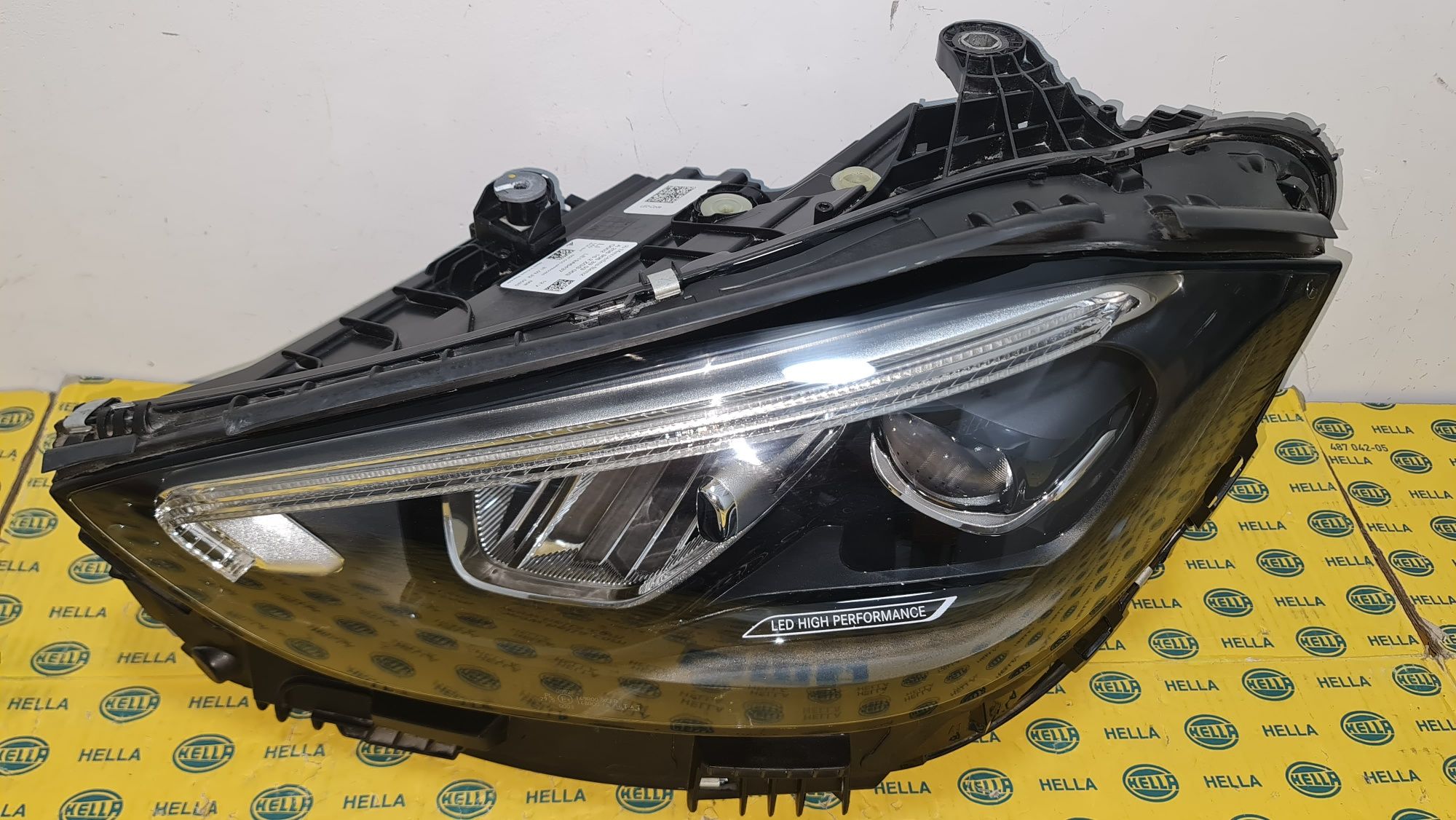 Far stanga Led High Performance Mercedes C a206 w206 a2069063903