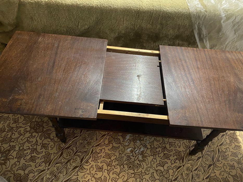 Холна маса, използвана, запазена