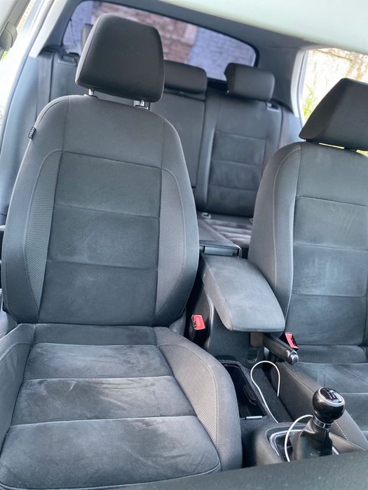 Volkswagen Golf Highline 2.0 TDI Xenon 2012 - ACCEPT VARIANTE