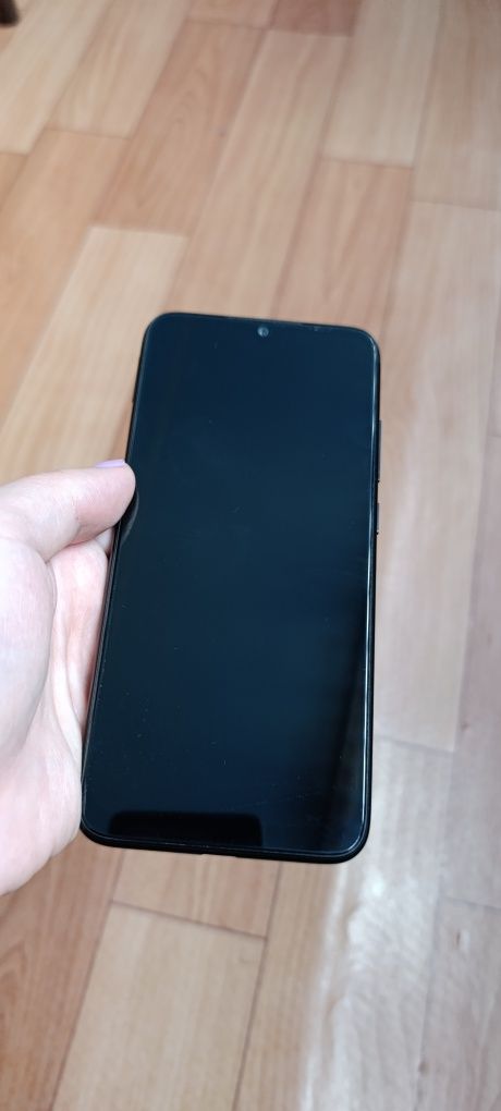 Redmi note 7  в отличном состоянии