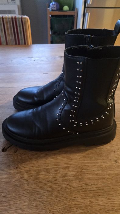 Зара боти 36 номер