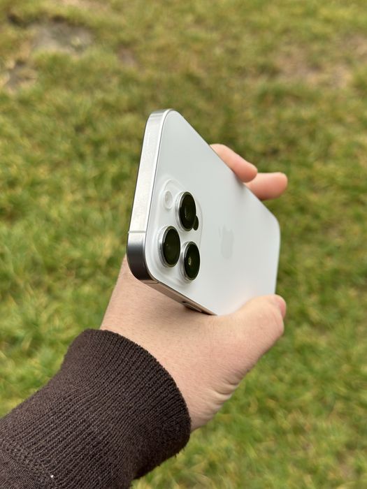 Iphone 16 pro srochna white