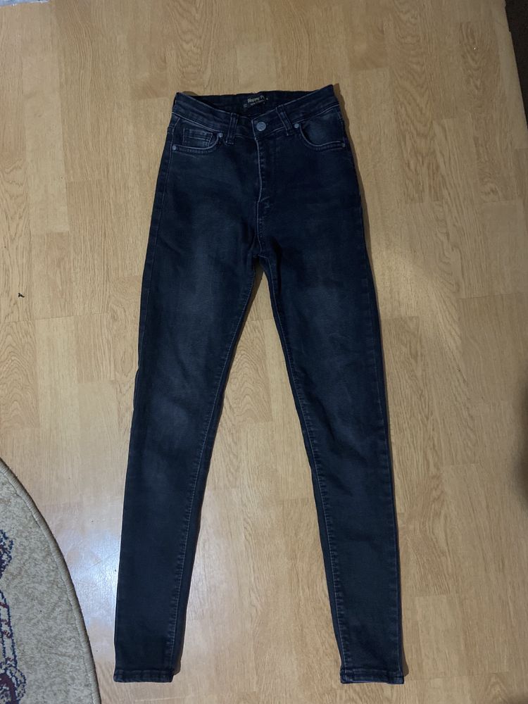 Дънки Bershka /H&M/mom jeans and slim fit