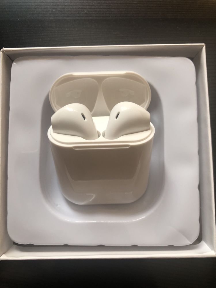 Безжични слушалки тип Airpods i12