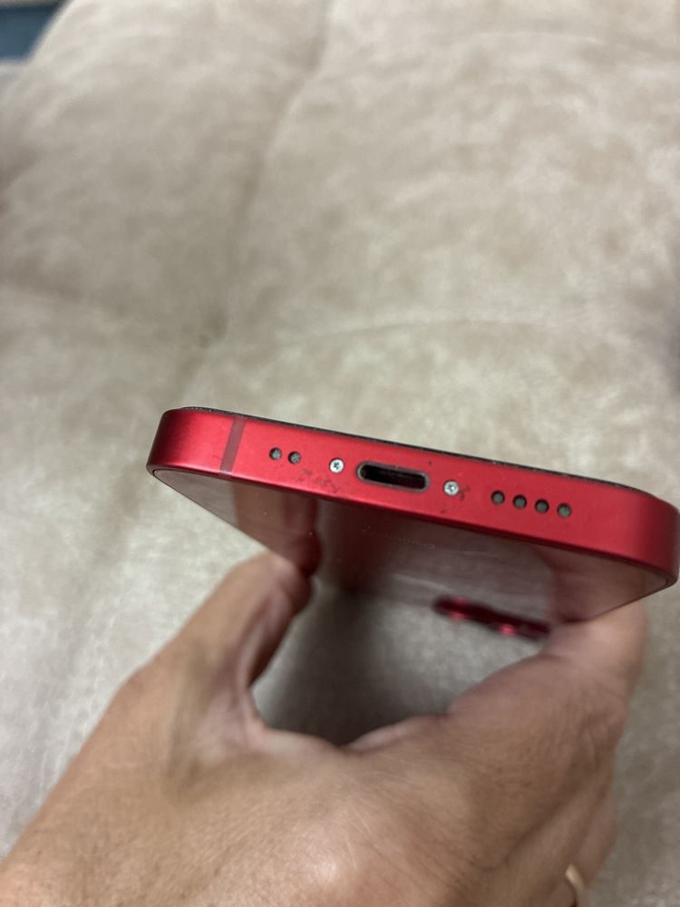 Продаётся в идеальном состоянии iphone 13 mini