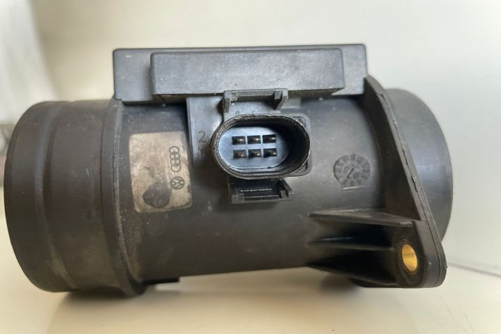 Debitmetru  074906461 Audi A4 B6 seria