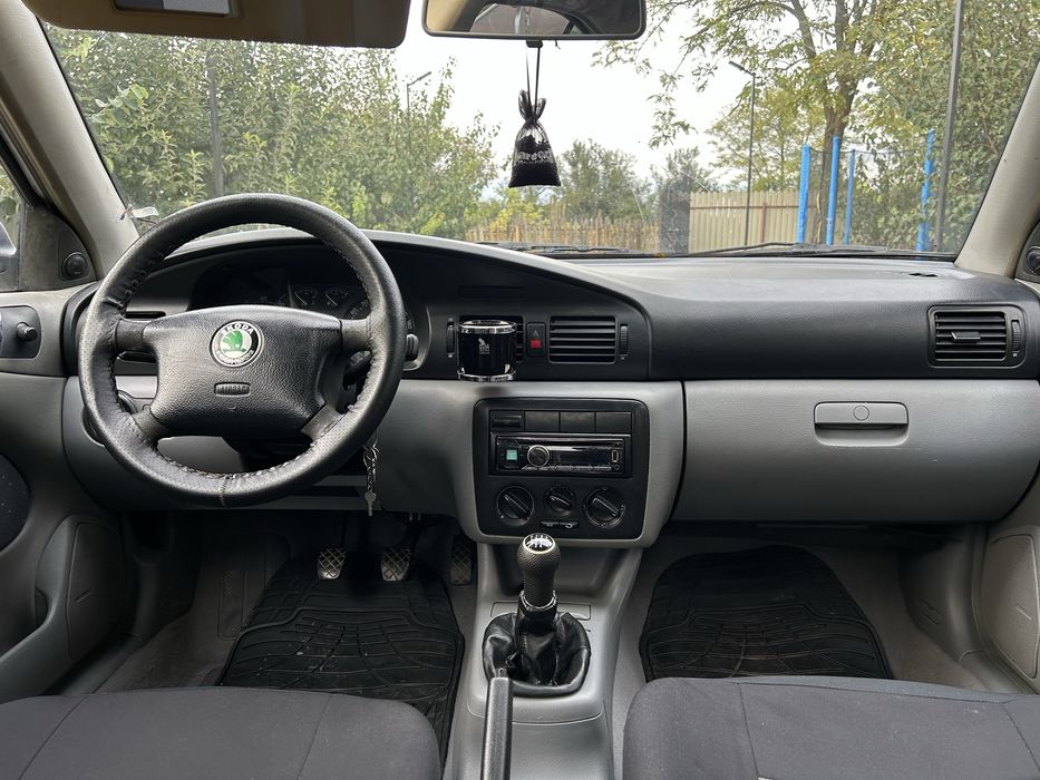 Skoda Octavia 1