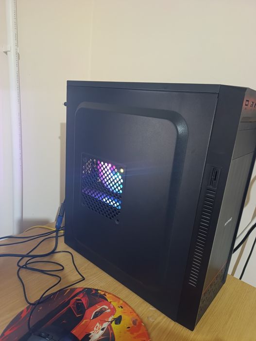 Kampyuter damashni srochna sotiladi