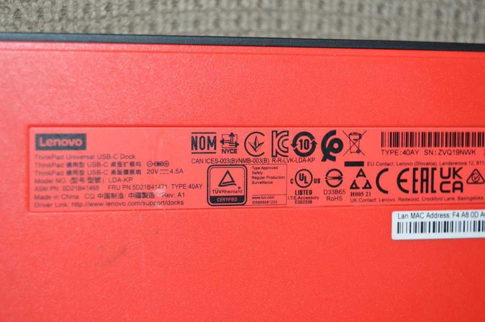 Dock Lenovo ThinkPad USB-C dock, USB-C dock gen2 si Hybrid USB-C