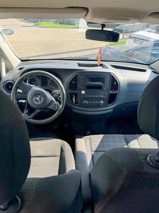 Mercedes Vito Tourer 2.1 CDI 150 CP Automat • 2016 • Euro 6 • 9 locuri
