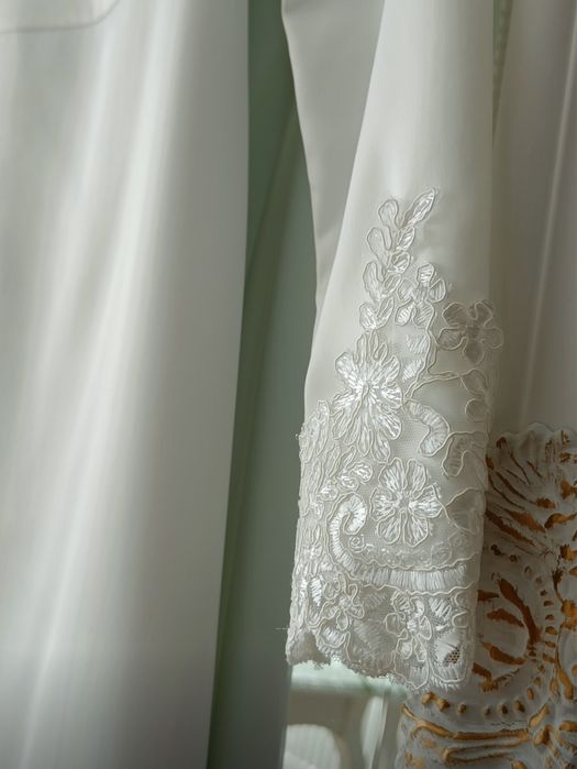 Rochie mireasa , noua! mode A line. Custome made.