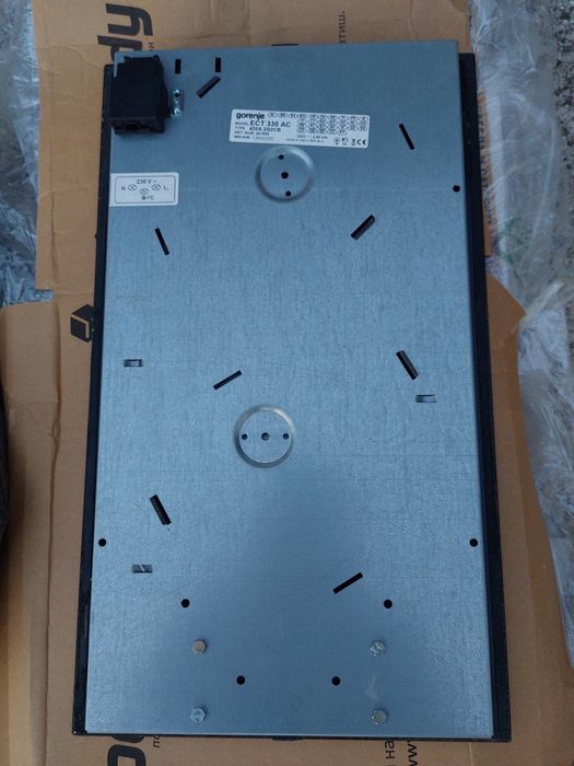 стъклокерамичен плот Gorenje ECT 330 AC
