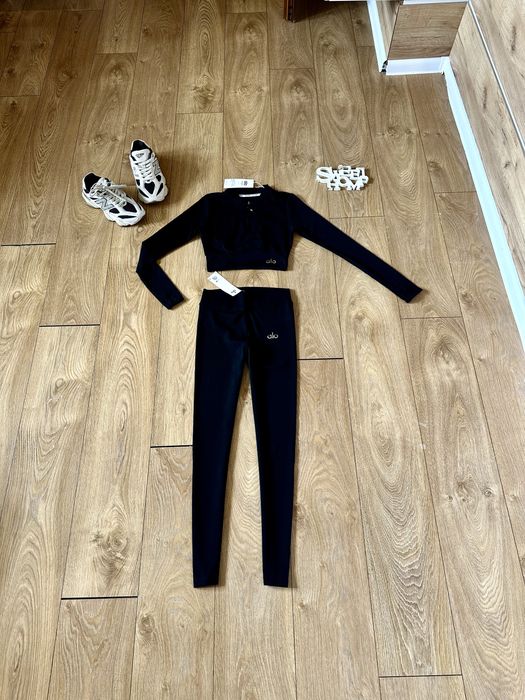 Разкошен сет за спорт от 2 части стегната материя