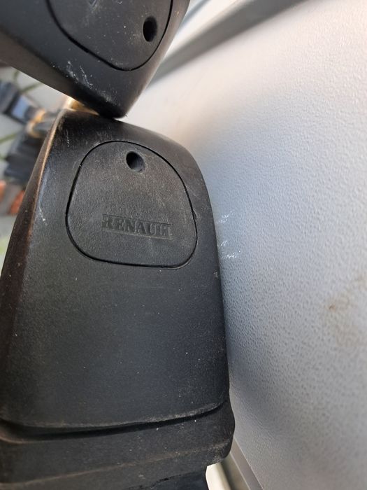 Оригиналенбагажник Renault Megan Scenik 97/03г.Hb./clasik 96/01Grand S