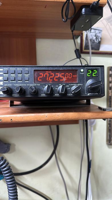 drona noua statie cb 10 benzi 2 amplificatoare 100w pt statie rafio CB