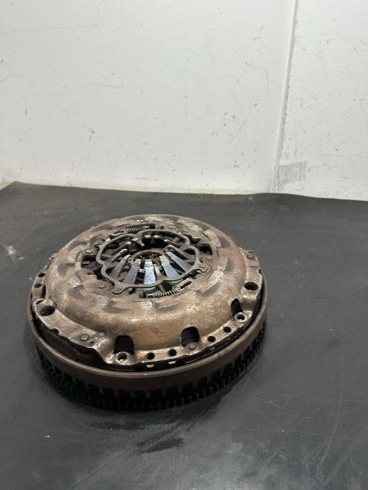 Kit ambreiaj volanda disc Audi A6 C6 2.7 TDI V6 BPP BSG