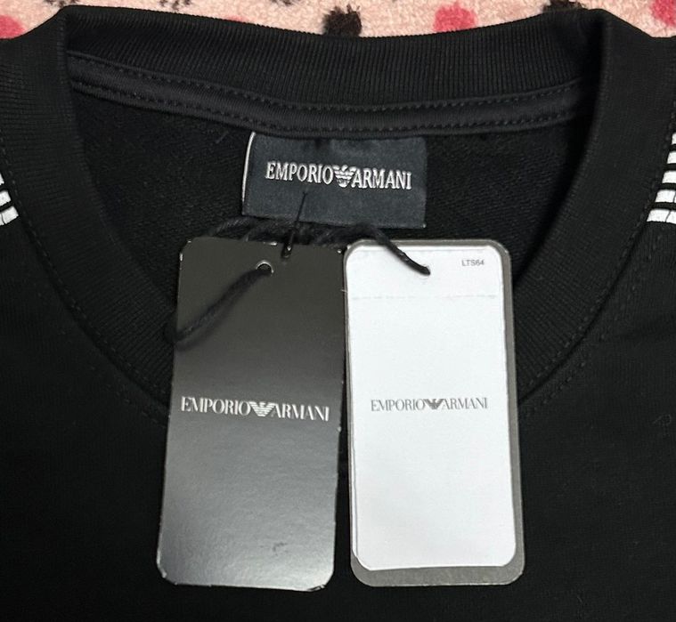 Vând bluza noua de bărbați Emporio Armani