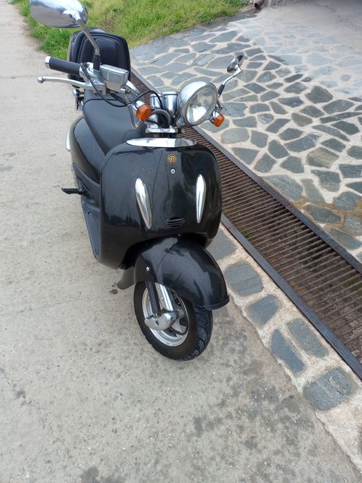 Vând scuter 49 cc Firenze