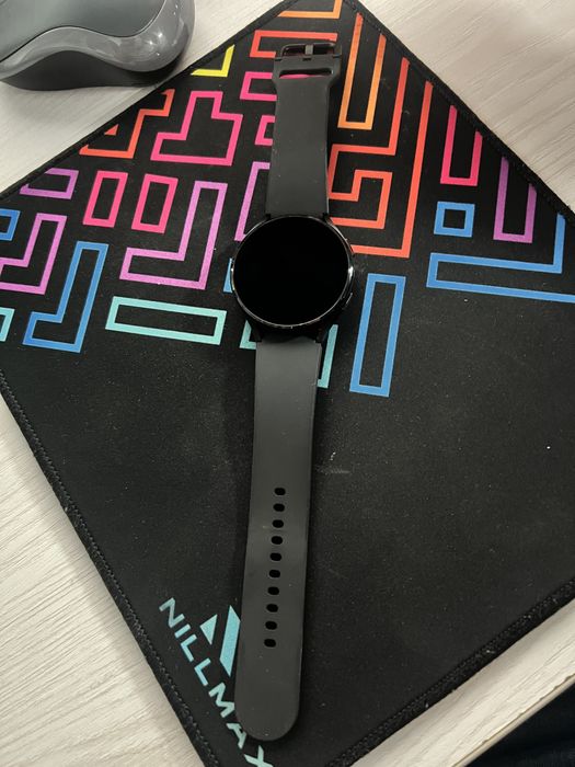 Samsung watch 4  44 mm