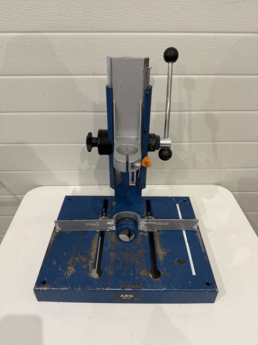 Стойка за бормашина Аег