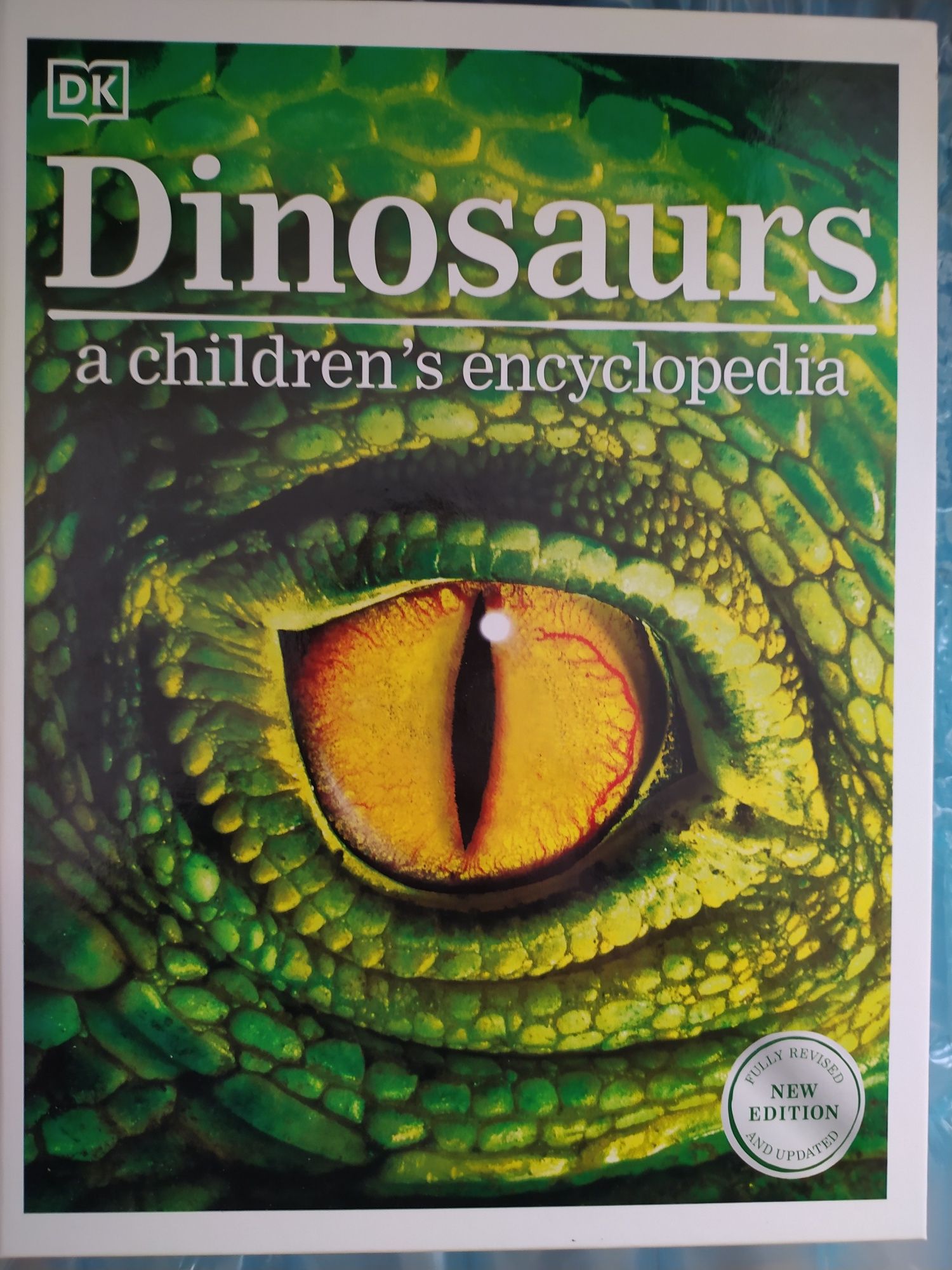 Dinosaurs A Children's Encyclopedia DK