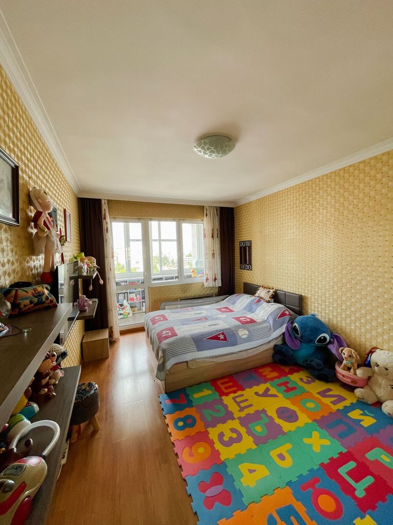 Продава се Четиристаен апартамент в София, Люлин 5 - 140 кв.м за 1750 €/кв.м - Снимка #5