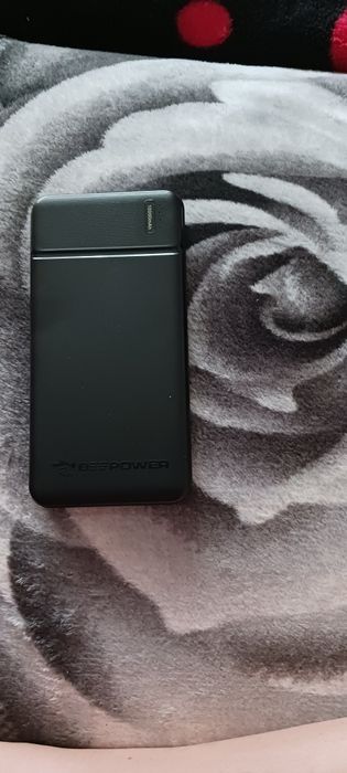 Baterie Externă Nouă care merge să îți încarci telefonul prin toate
