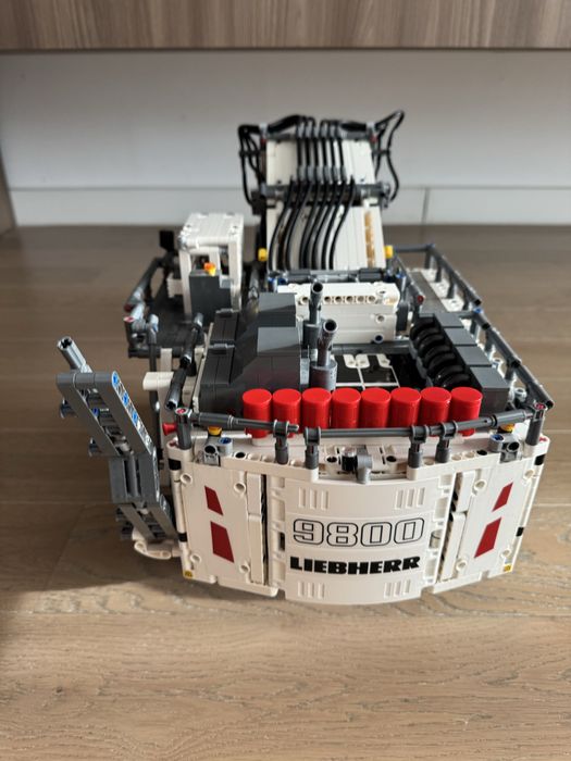 Lego Technic 42100 Liebherr