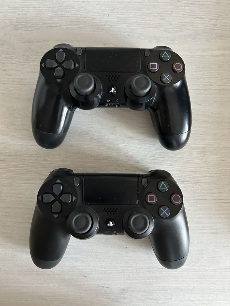 Продам PlayStation 4 slim