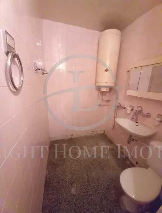 Продава се Двустаен апартамент в Пловдив, Кючук Париж - 65 кв.м за 1570 €/кв.м - Снимка #14