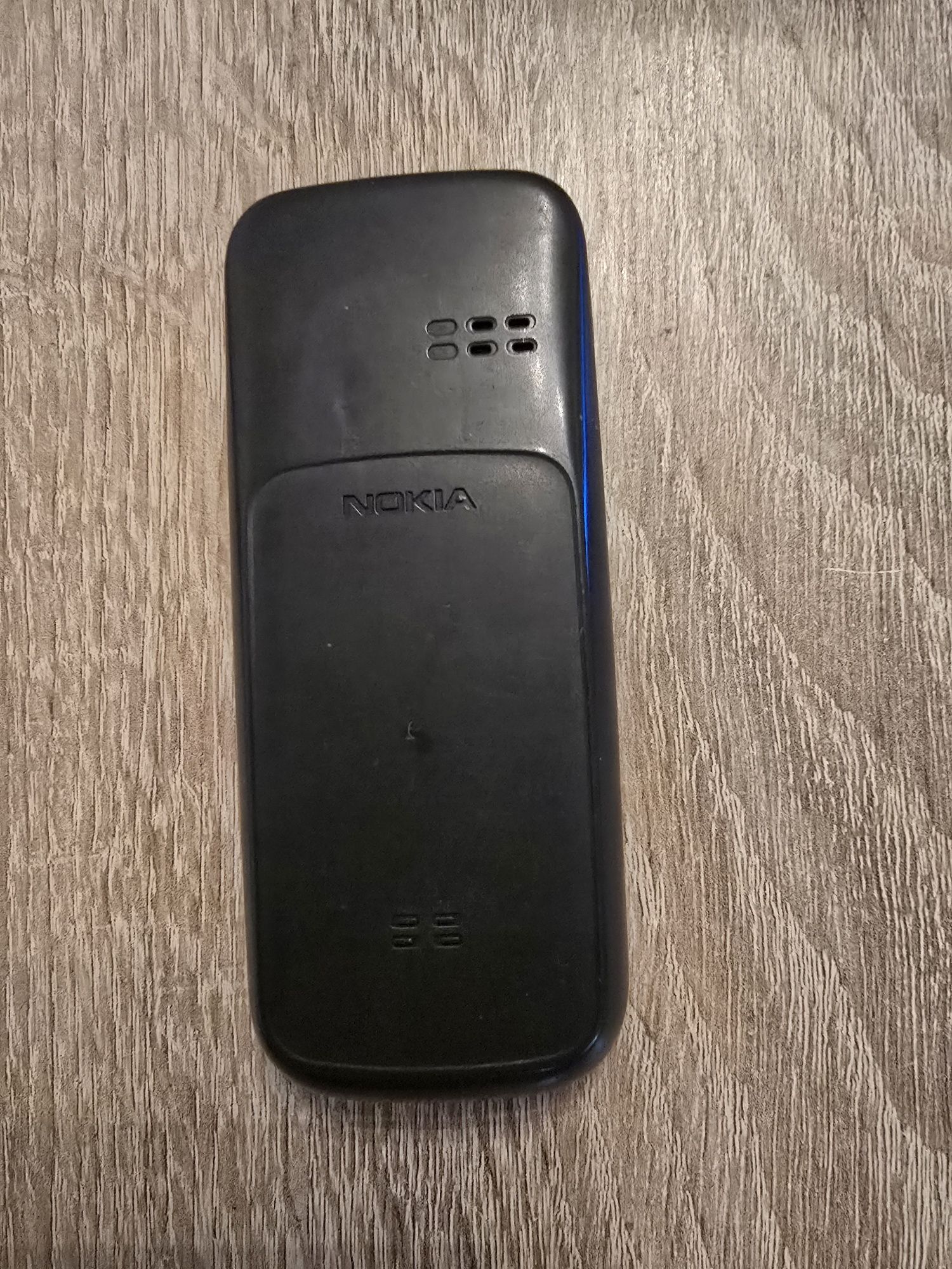 Nokia 100 фенерче