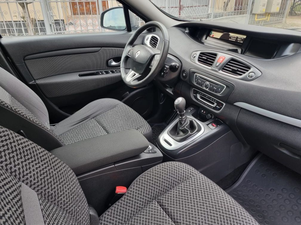 Vând Renault Scenic III Motor 1.6 DCi an 2011 euro 5